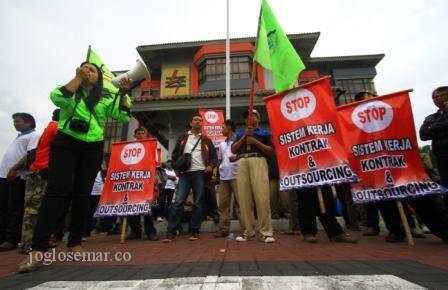 PEKERJA OUTSOURCHING PLN BEKASI SALAH KAPRAH