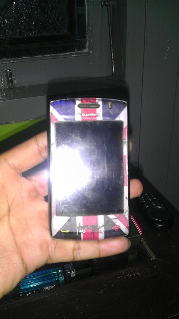 BLACKBERRY 9550 STROM2 ODYN + BONUS surabaya gresik