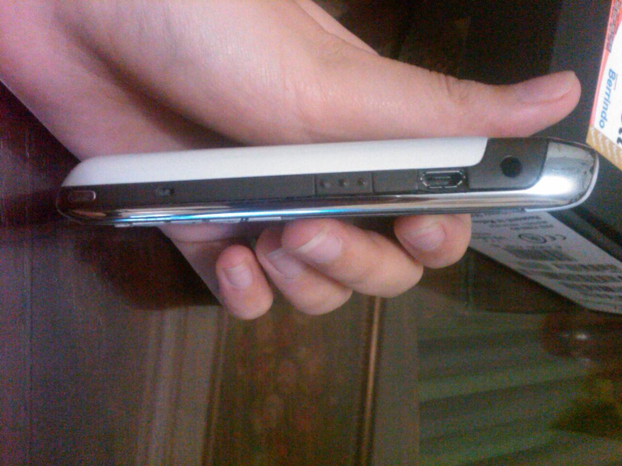 BB ONYX 9700 ! LENGKAP ! MURAH !