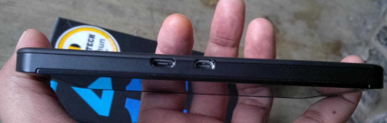 BLACKBERRY Z10 BLACK FULLSET MALANG