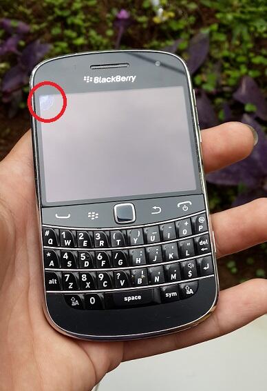 Blackberry 9900 (DAKOTA) Black MULUS MURAH, Grs COMTECH Baru 4 Bulan, Minus dikit