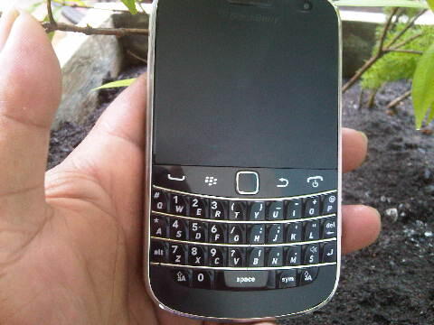 ( WTS ) Blackberry 9930 Montana batang