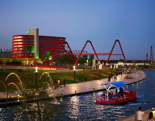 Berwisata ke Fundidora Park dan Nikmati Keseruannya... !!!