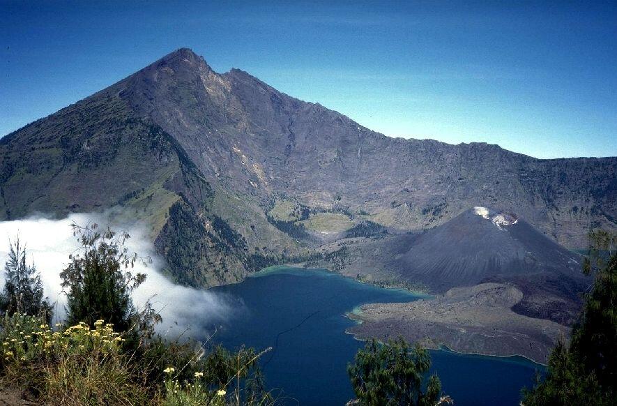 Ada Surga di Gunung Rinjani 