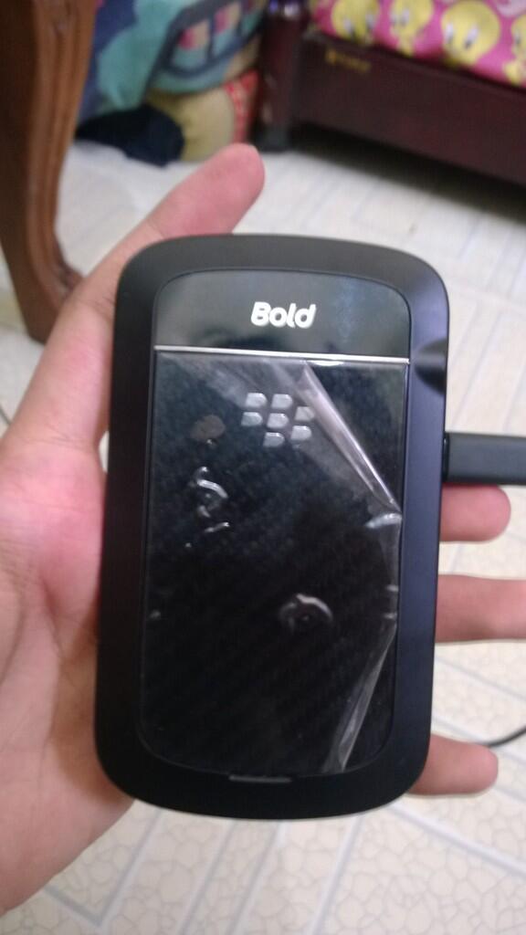 Blackberry Montana 9930 Black Sprint Batangan Murah