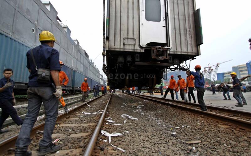 &#91;Seputar Commuter Line&#93; Jabodetabek Mogok Lagi &#91;Yg Punya UNEG2 Masuk !!&#93;