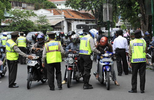 Alasan Yang Sering Kali Diucapkan Ketika Ditilang Polisi