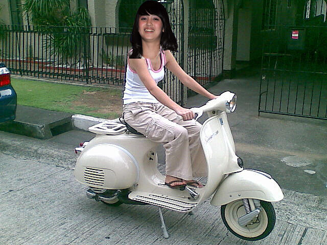 ane dapet foto baruuu,, ternyata nabilah scooterist juga looohhh (scooterist masuk)