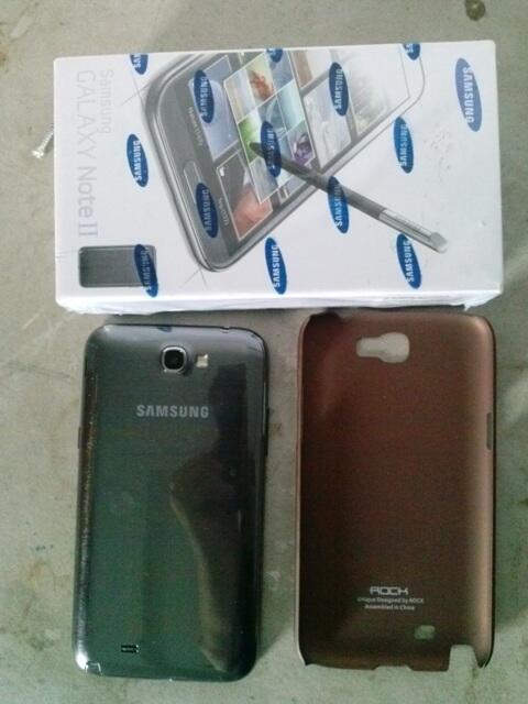 WTS Samsung Galaxy Note 2 GT-N7100 FULLSET Baru 2 bulan NO LECET LIKE NEW!!
