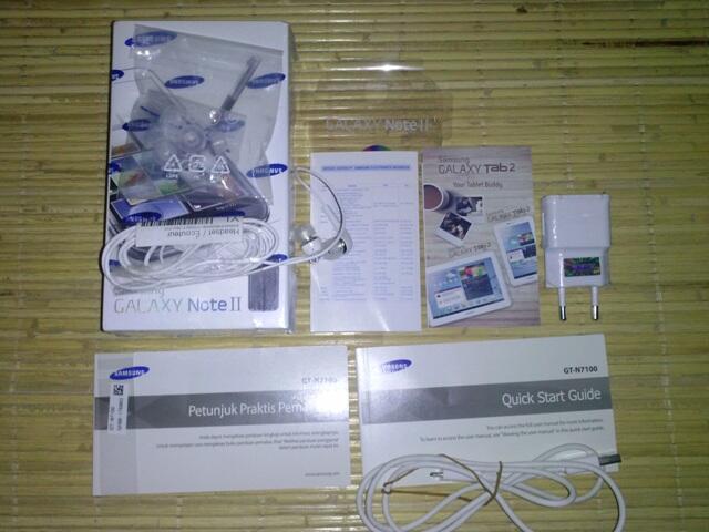 WTS Samsung Galaxy Note 2 GT-N7100 FULLSET Baru 2 bulan NO LECET LIKE NEW!!