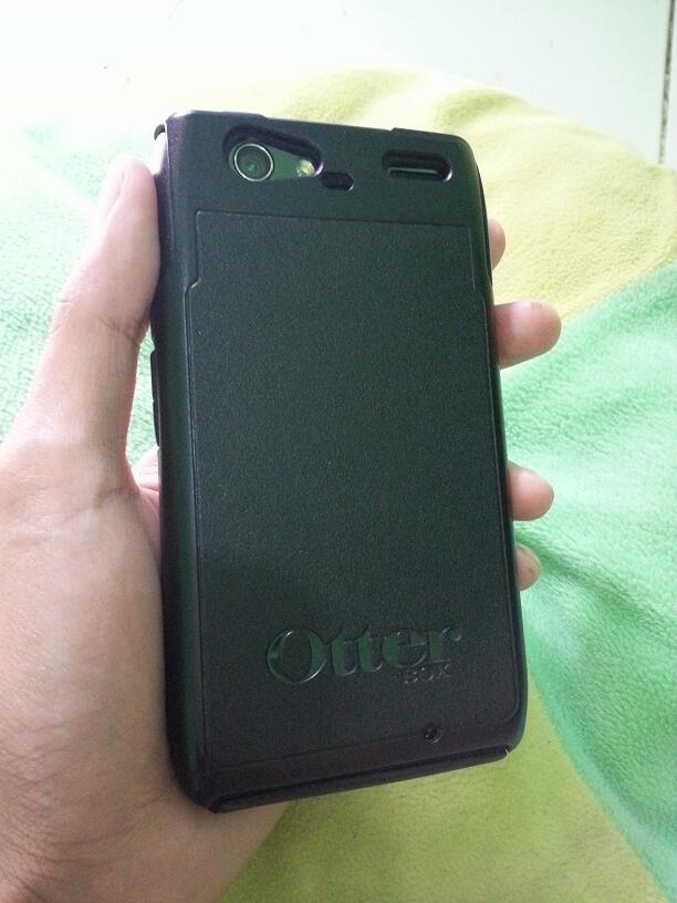 MOTOROLA RAZR MAXX buat MOTOLOVERS muluss plus OTTERBOX surabaya,sidoarjo,jakarta!!!!
