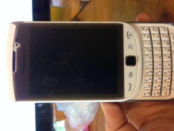 blackberry 9810 torch 2 white wii fullset