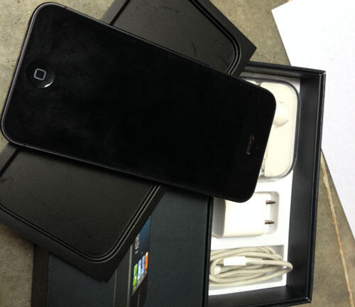 iphone 5 FU Verizon 64gb Black & White cdma-gsm