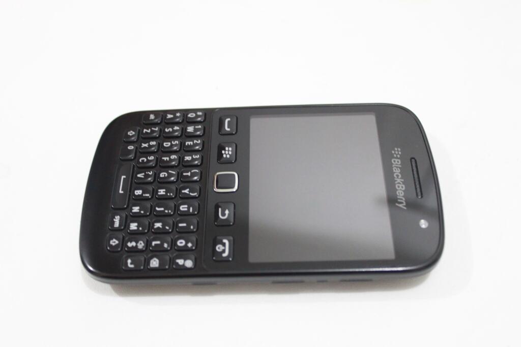 JUAL CEPAT BB BlackBerry Samoa 9720 Garansi TAM baru 1 Bulan Pake
