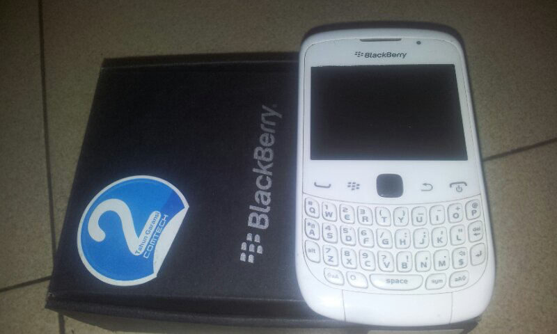 bb 9300 Kepler GSM 3G masih garansi resmi CTN jogja