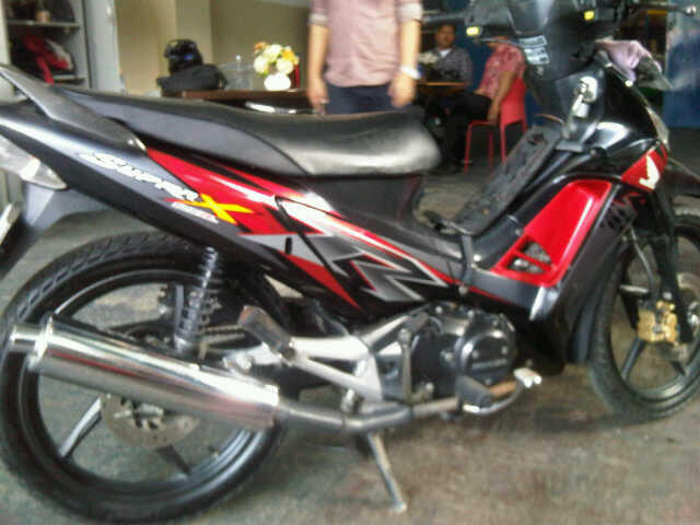 Jual Honda Supra x 125cw muluz gress Km Rendah...