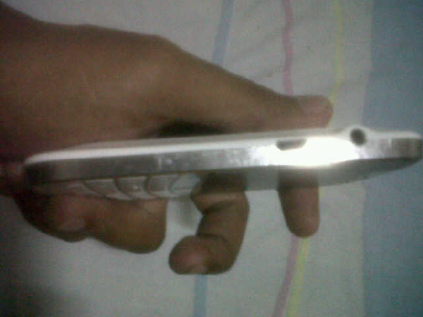 Blackberry Dakota putih 9900 mulus abizzz masih garansi