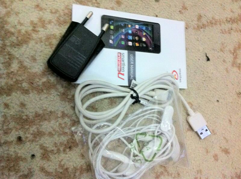 Smartfren Andromax U -LE ( Limited edition ) White Fullset Garansi panjang Bandung