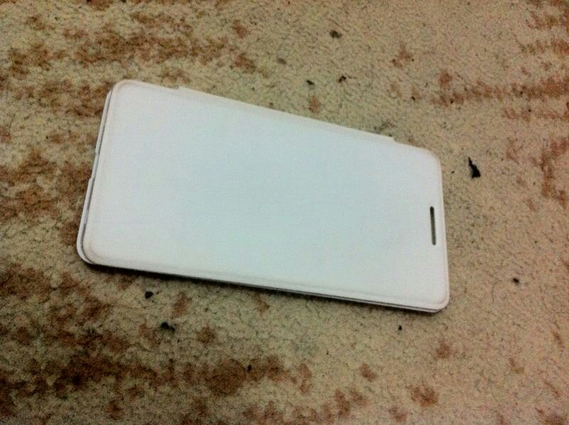 Smartfren Andromax U -LE ( Limited edition ) White Fullset Garansi panjang Bandung