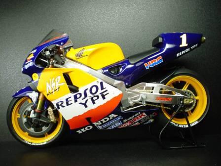 Livery Repsol Honda MotoGP dari tahun ke tahun