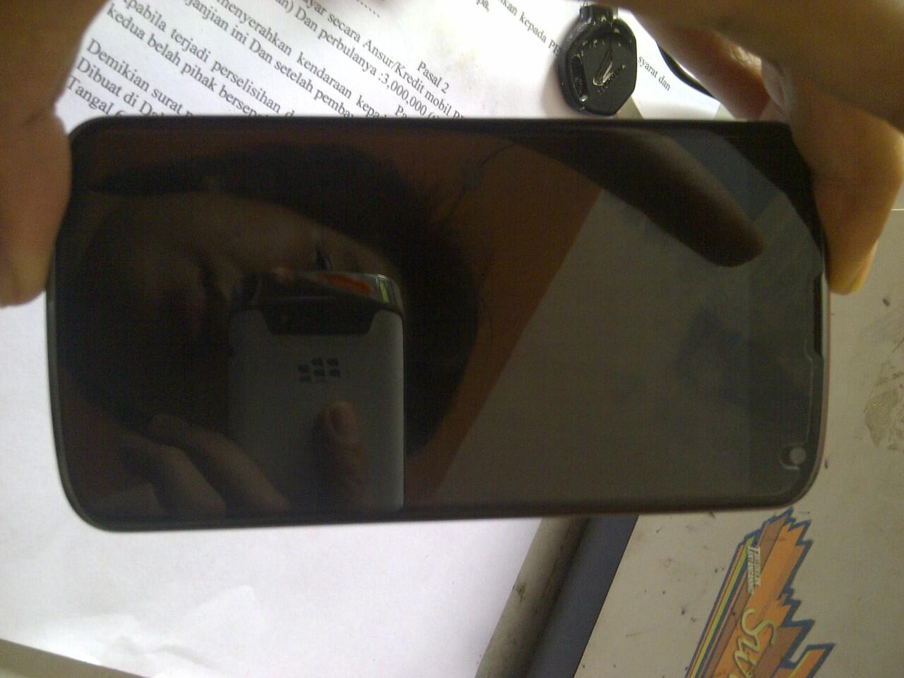 LG NEXUS 4 MULUS KAYAK PAHA SYAHRINI