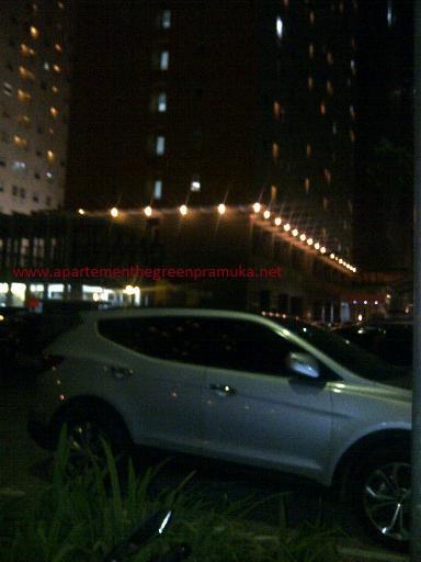 green pramuka city apartemen