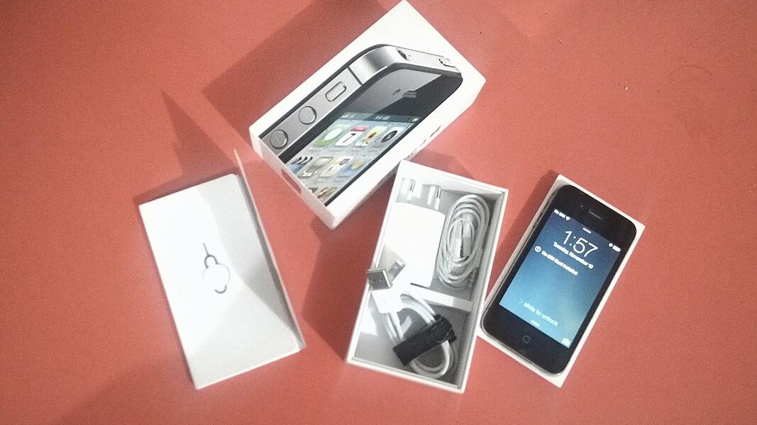 WTS iPhone 4S, Black, 32GB