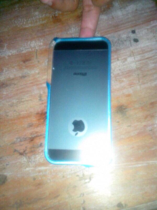 WTS iphone 5 16GB black 2nd garansi resmi