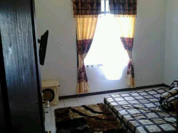 Di Jual Rumah Tingkat Jakarta Timur Lokasi Strategis!! CTRL-D dlu :D