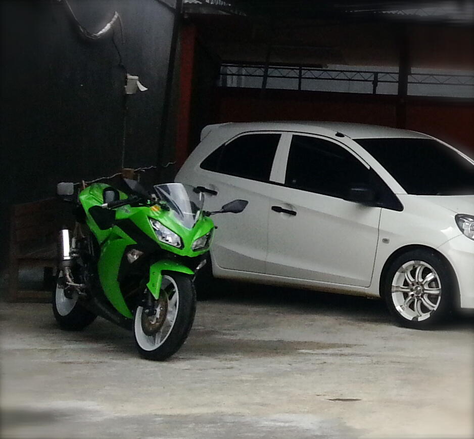 Cari Jual BU Sangat Ninja 250fi Hijau Tahun 2012 Pemakaian 2013