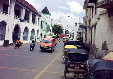 PESONA JALAN RAYA !