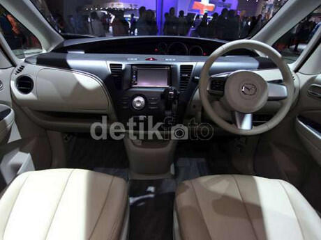 ABG Jepang Udah Gak Tertarik Mobil