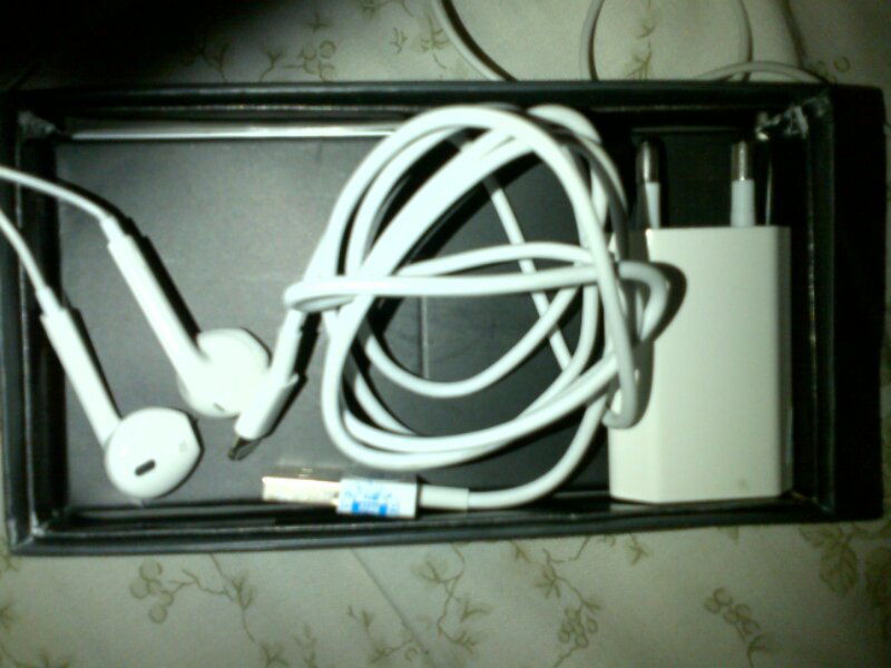 WTS iPhone 5 black 16gb (supercopy) murah-mulus!
