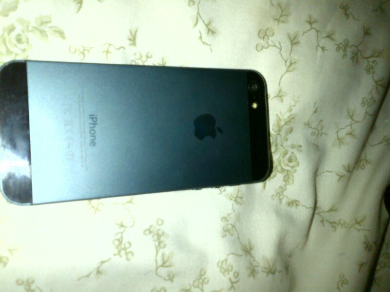 WTS iPhone 5 black 16gb (supercopy) murah-mulus!