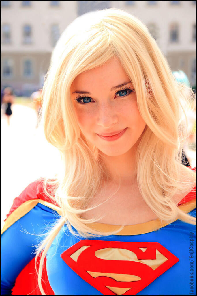 ENJI KNIGHT sang super girl