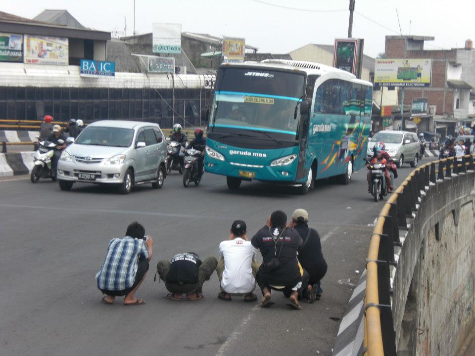 komunitas aneh tapi nyata