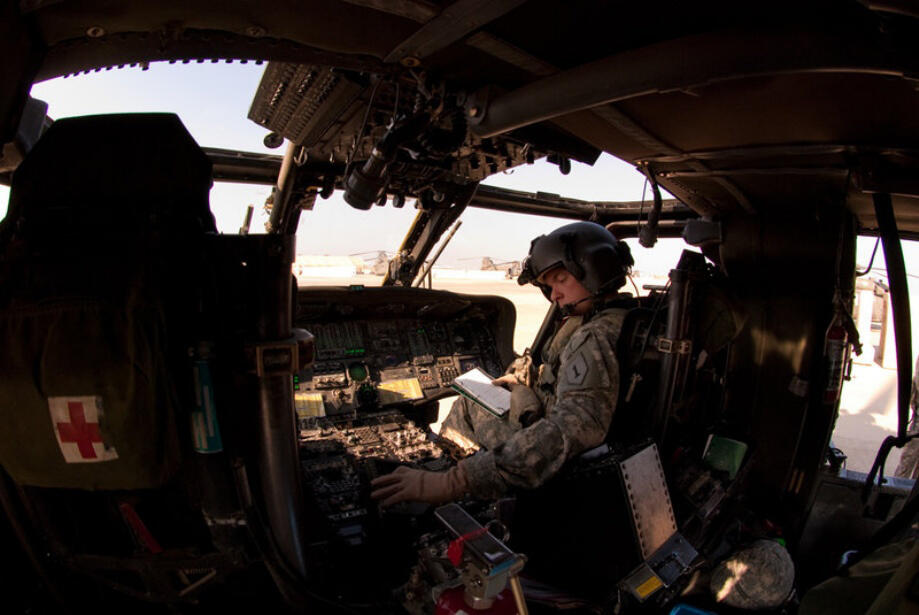 Nyok Mengenal Sikorsky UH-60 Black Hawk Lewat PIC (HQ)