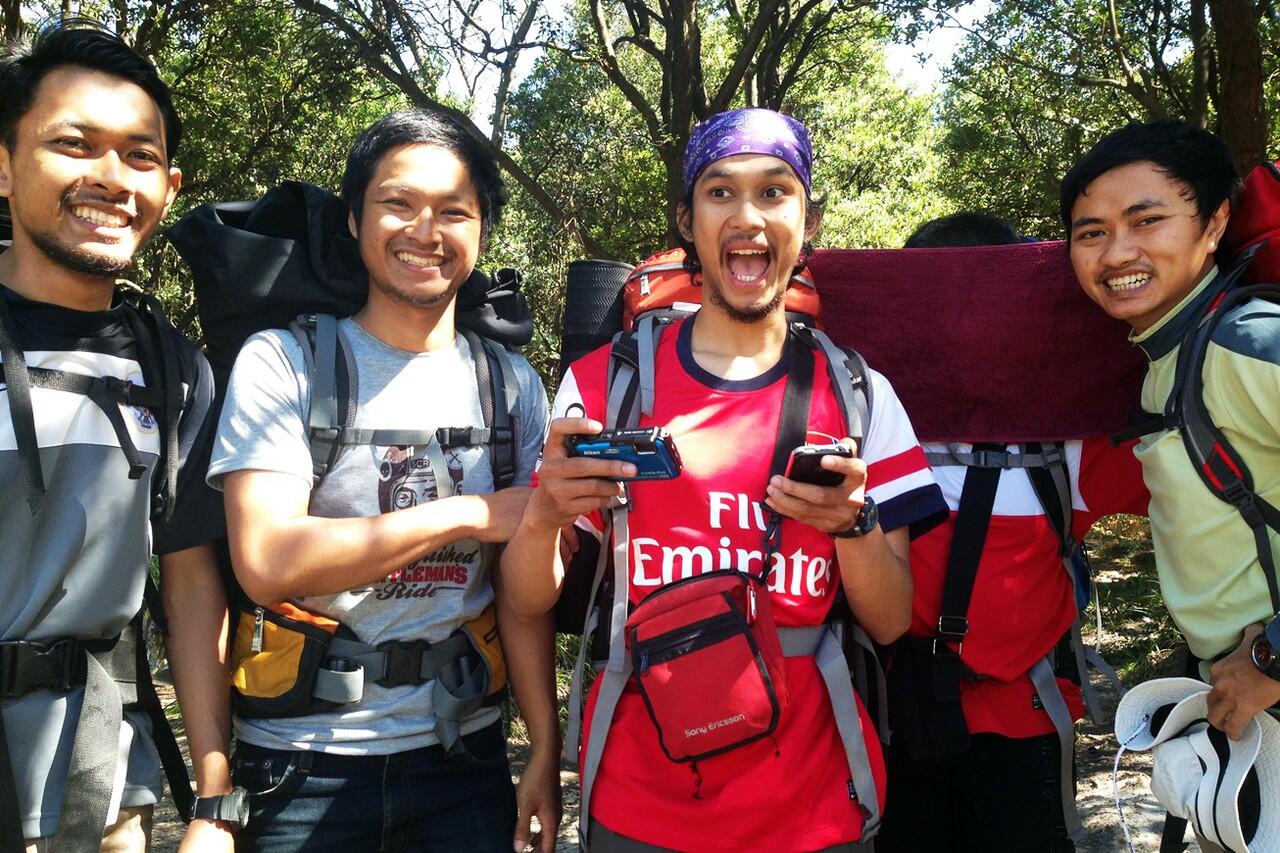 Shit Mountaineer Chapter Papandayan 24 Agustus 2013