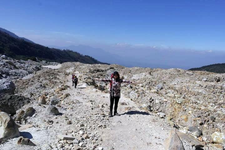 Shit Mountaineer Chapter Papandayan 24 Agustus 2013