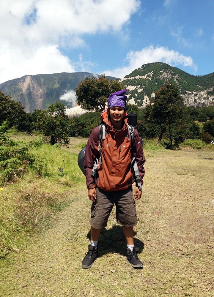 Shit Mountaineer Chapter Papandayan 24 Agustus 2013