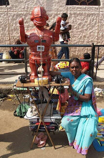 Robot Peramal Unik dari India