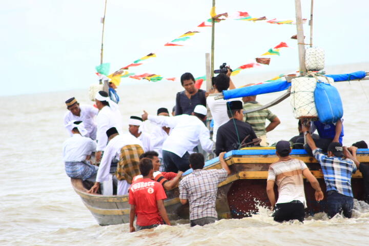 Upacara Adat Melayu - Perhelatan Jamu Laut Kesultanan Negeri Serdang