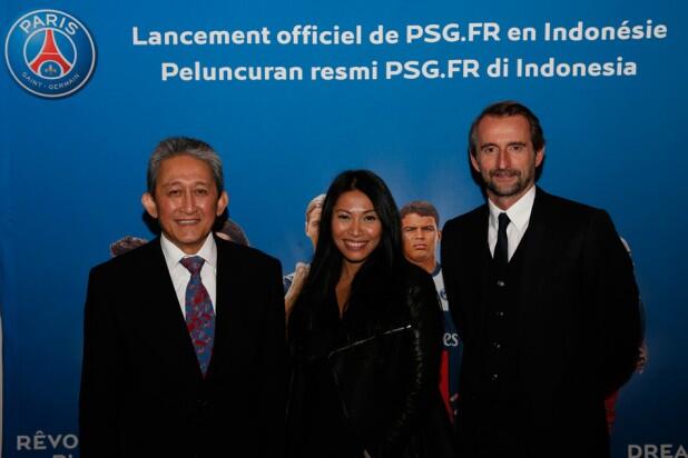  &#91;HOT&#93; Anggun didaulat jadi DUTA Klub Sepakbola Paris Saint-Germain