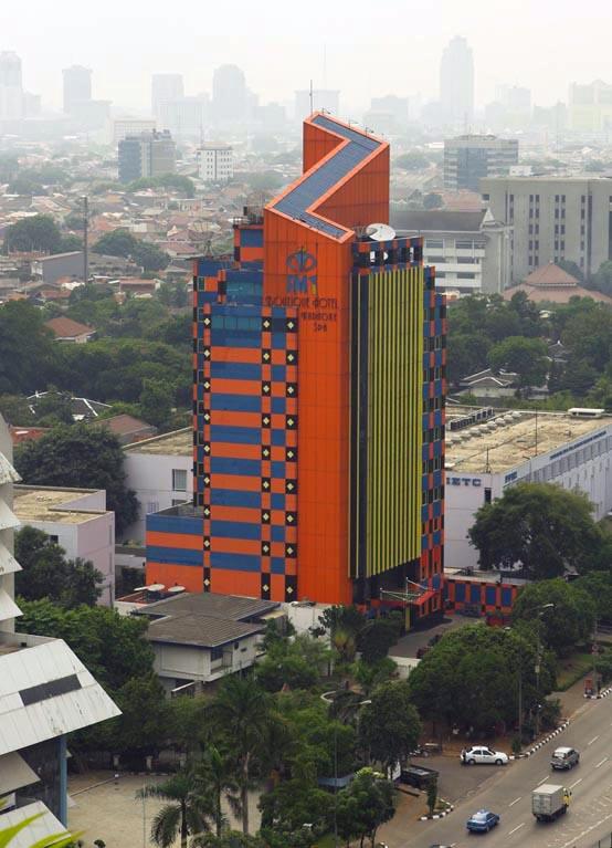 Keren Nih Gan Penampakan Gedung TInggi Yang Full Color