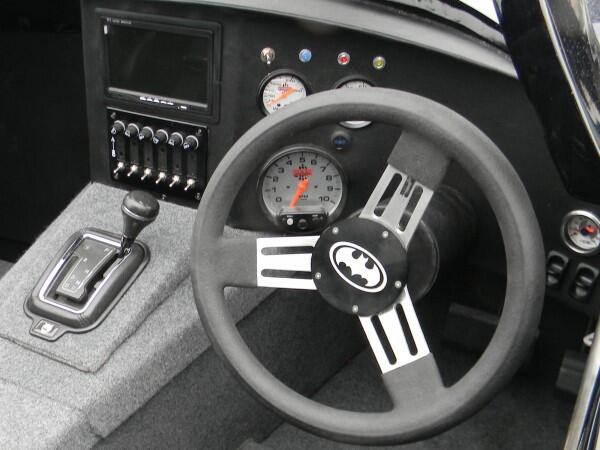 Replika Mobil Batman, Keren Banget Gan!