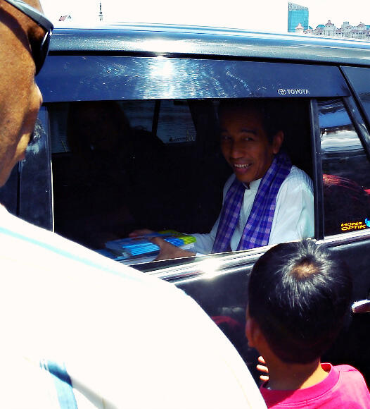 Kurang dari 1 bulan Jokowi Membereskan Waduk Tomang Barat&#91;Trus yang 5 tahun ngapain?&#93;