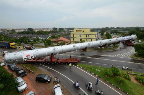 Perbedaan Muatan Truck Indonesia Dengan luar negeri