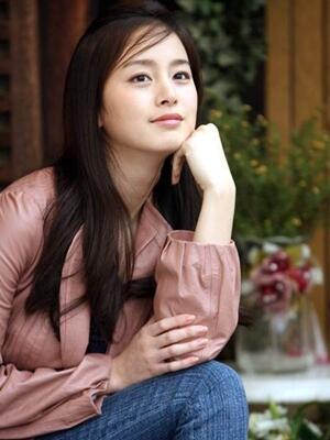 Cantik nya aktris korea, yang suka film korea wajib masuk