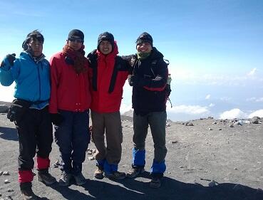 CATPER SEMERU 01 Nov - 05 Nov !! Pendaki Kantoran Amatir .....