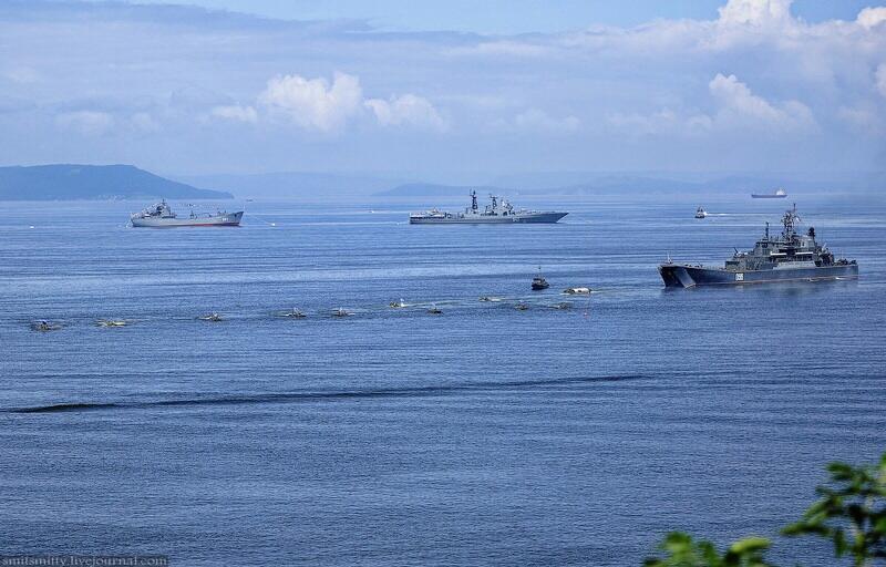 (Gambar) Rossiya Navy Day.